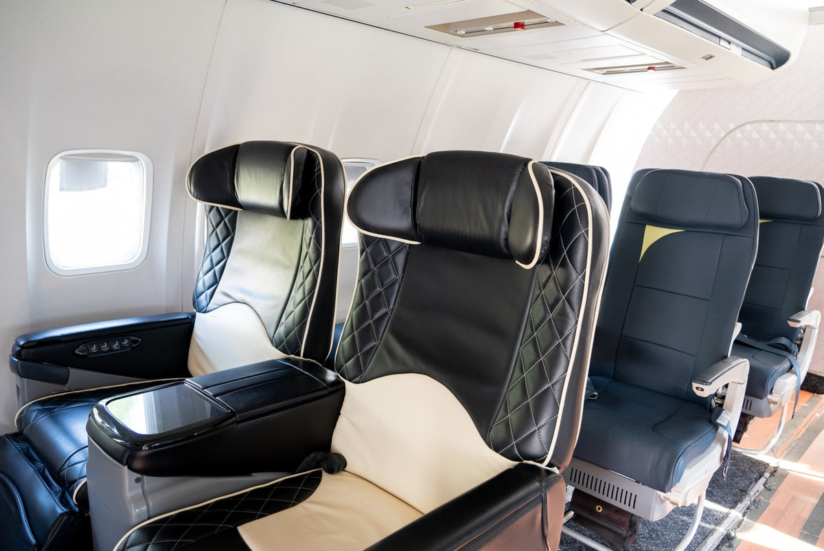 Boeing 737-500 Film Set Prop - FlightFlix™