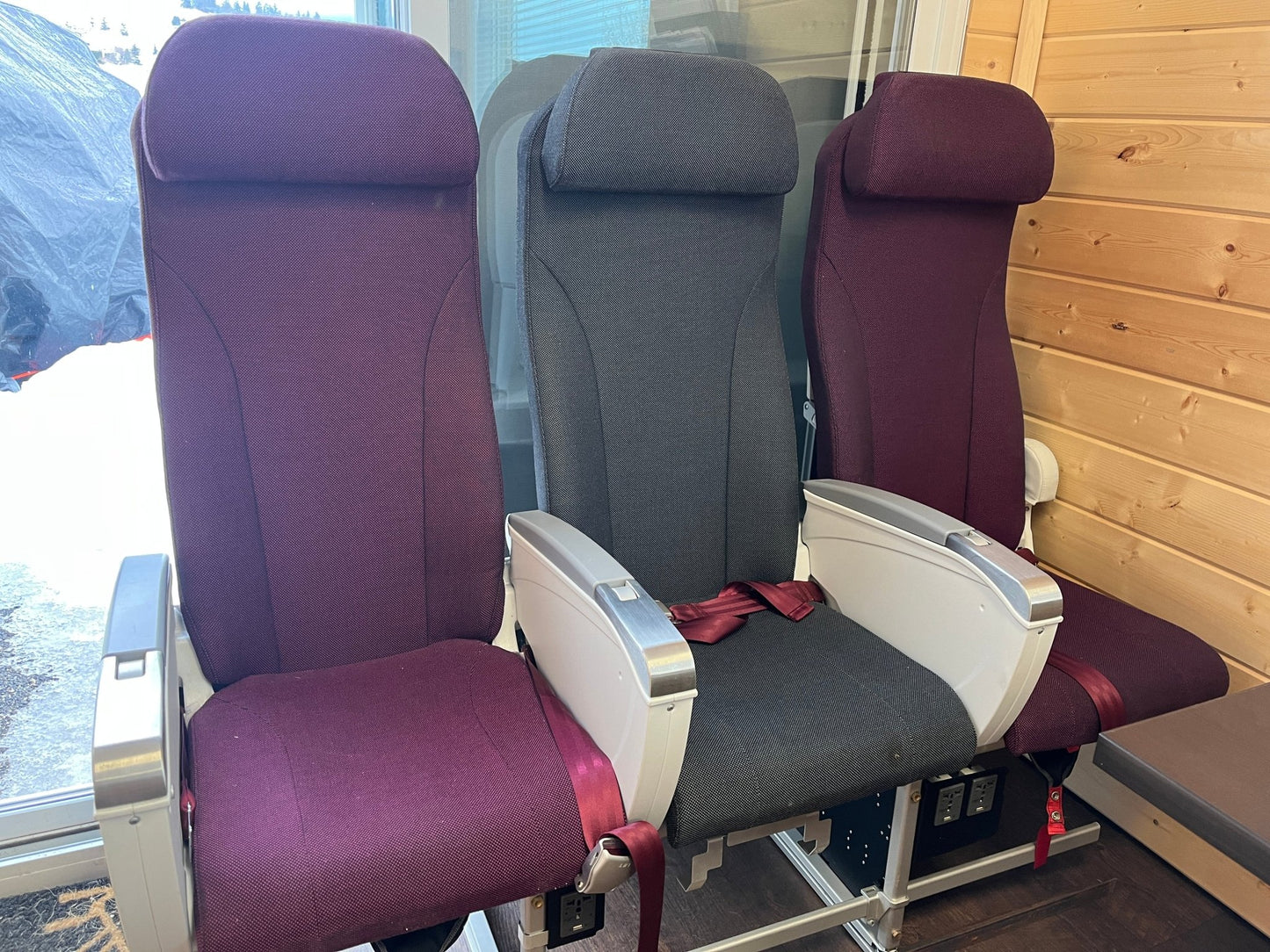 Boeing 737 Cabin Film Set Prop - FlightFlix™